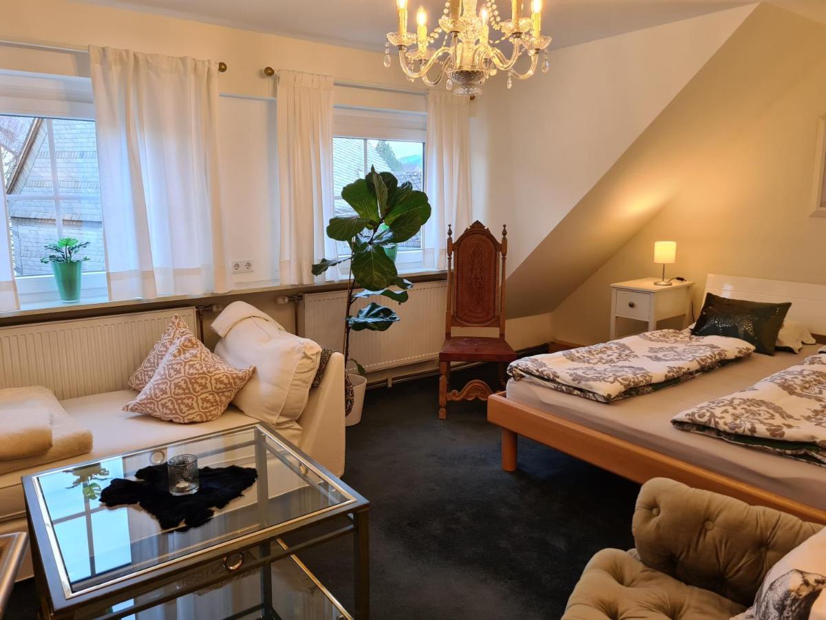 Freundliche Unterkunft Sauerland เมสเชอเดอ ภายนอก รูปภาพ