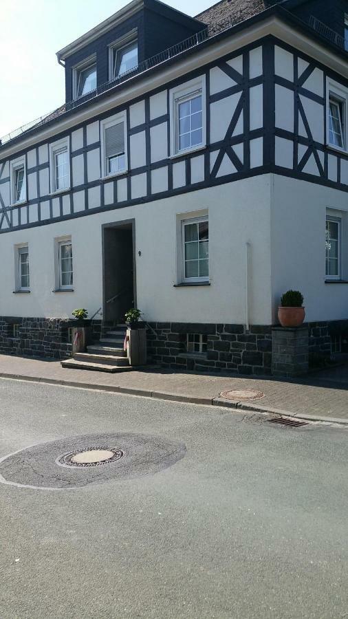 Freundliche Unterkunft Sauerland เมสเชอเดอ ภายนอก รูปภาพ
